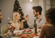 Jak udekorować stół na święta Bożego Narodzenia