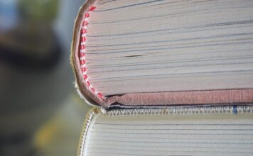 Dla miłośników literatury faktu Dla miłośników literatury faktu