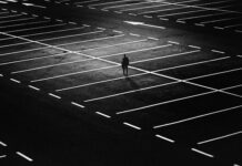 Ile kosztuje parking dla przyczepy kempingowej?